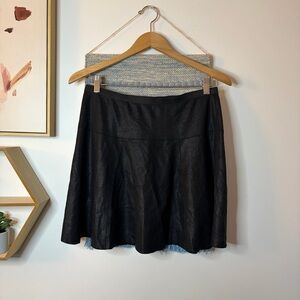 Karen Kane Skirt size small